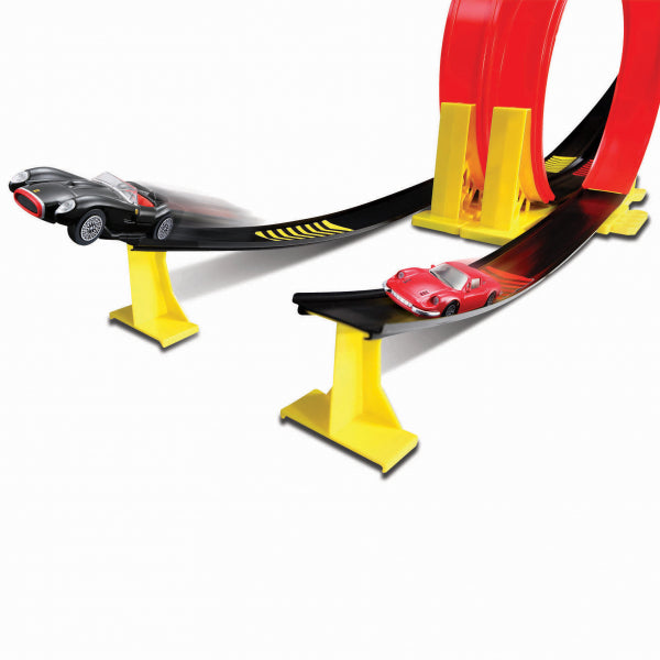 Bburago 18-31216 - Ferrari Race & Play: Dual Loop inkl. 2 Fahrzeugen und Tragebox, 1:43 - Modellauto – Ansicht 3