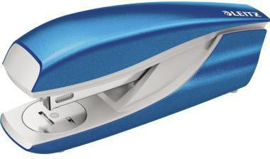 Heftgerät Leitz NeXXt WOW 5502 24/6 26/6 fest/lösbar/nageln 30 Bl (80 g/m²) inkl 200 Heftklammern 24/6 Metall/Kunststoff