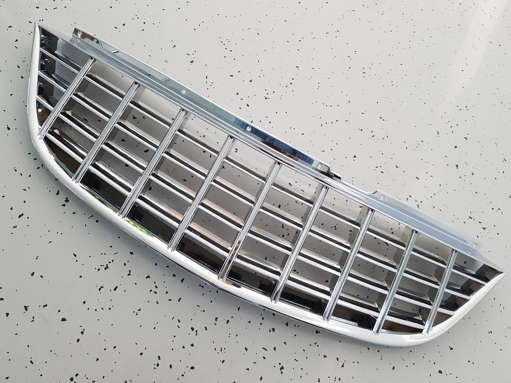 Kühlergrill JOM Opel Corsa D Bj07- ohne Emblem