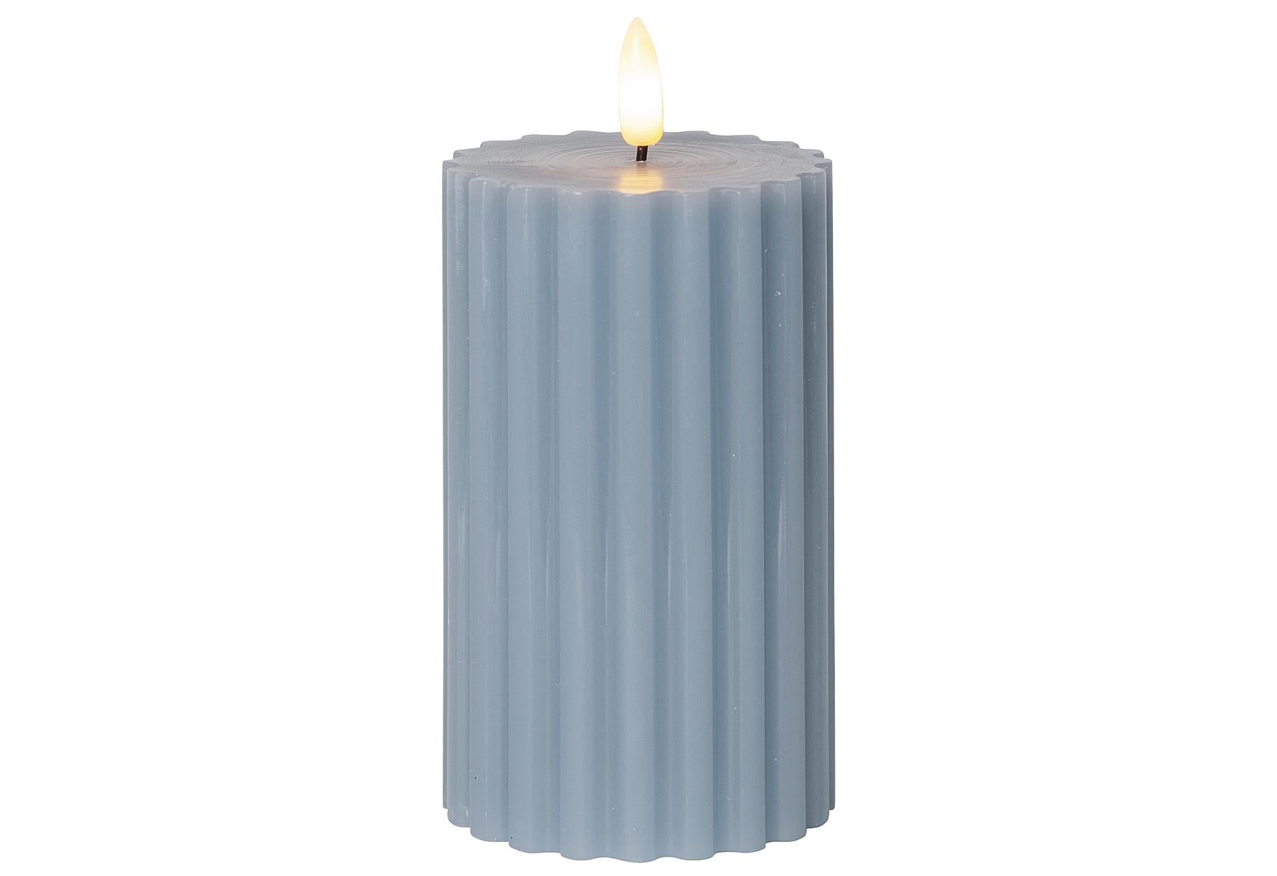STAR TRADING LED Wachskerze Flamme Stripe Batterie Timer blau 15x75cm