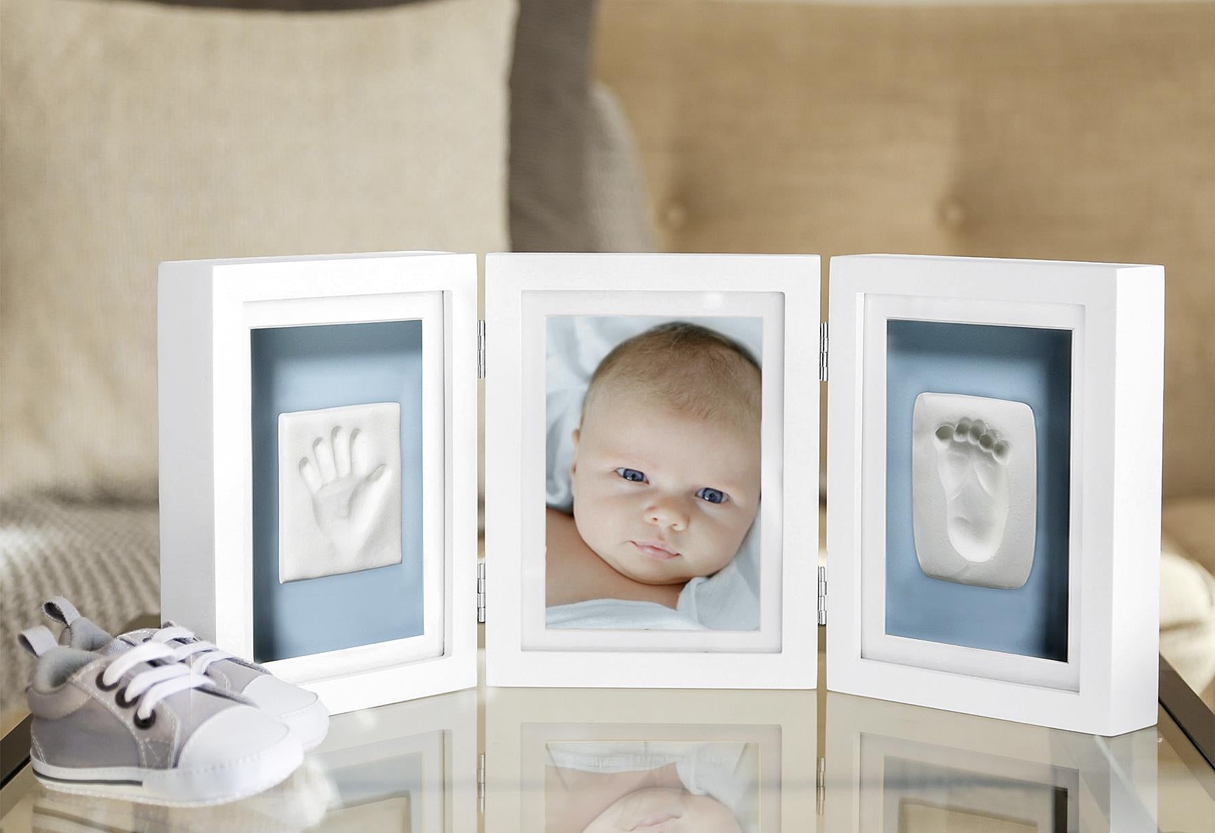PEARHEAD Tischbilderrahmen 'Baby Deluxe' für 1 Foto und Hand- und Fußabdruck Inhalt: 3 x Bilderrahmen (verbunden durch
