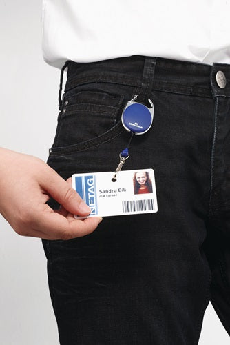 Ausweißhalter mit Federhaken Bandlänge 800 mm blau DURABLE - VPE: 5 – Ansicht 3