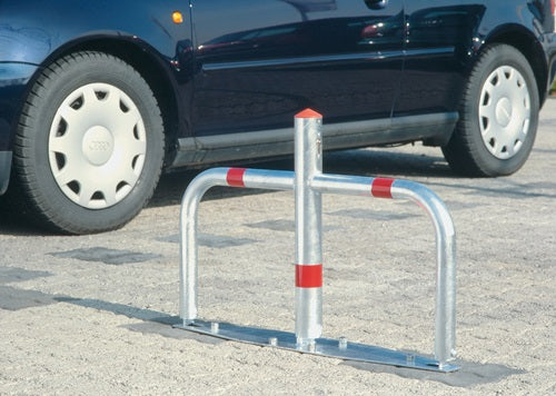 Sperrbügel Höhe über Flur 500 mm silber mit roten Reflexstreifen Ø 60/40 mm mit Profilzylinder URBANUS