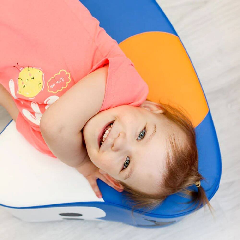 IGLU Rocker Car Kinderschaukel/Wippe aus Schaumstoff im Auto Design in Blau für Kinder – Ansicht 2