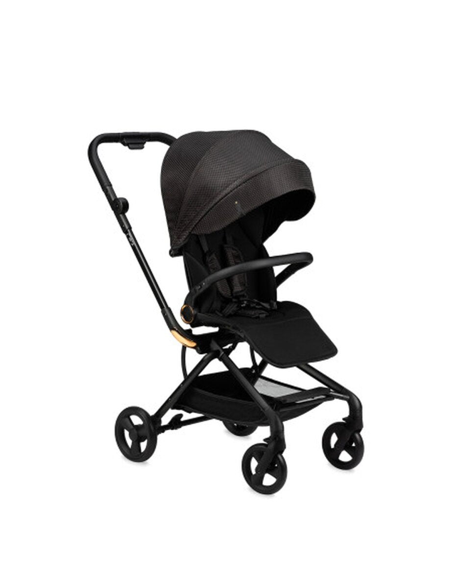 MoMi ADELLE Kinderwagen in Schwarz - leicht und wendig